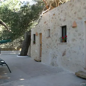 La Pergola Ostello Es Pujols